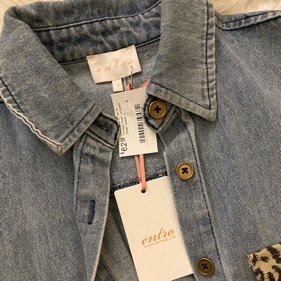 NWT Demin jacket with cheetah print details - Picture 2 of 3